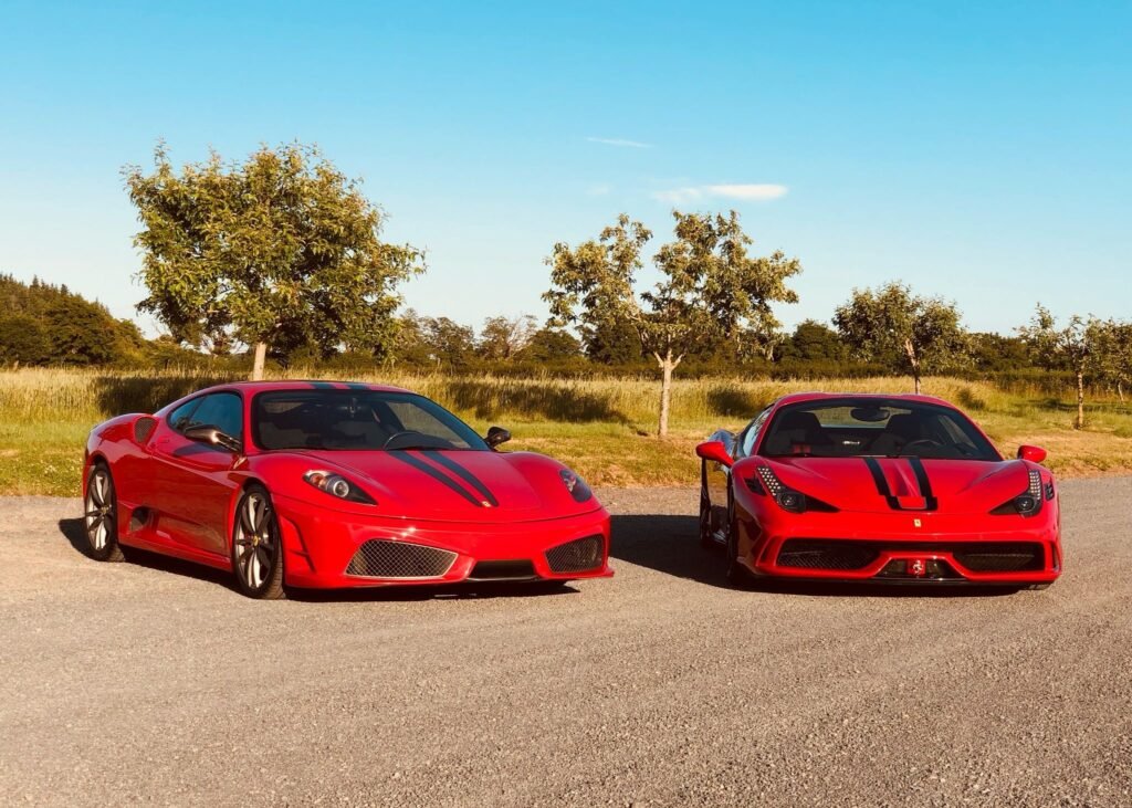 Ferrari 430 Scuderia et 458 spéciale aperta1